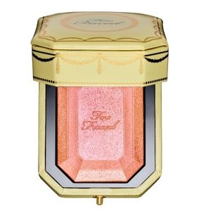 NWT Too Faced Diamond Light Highlighter
